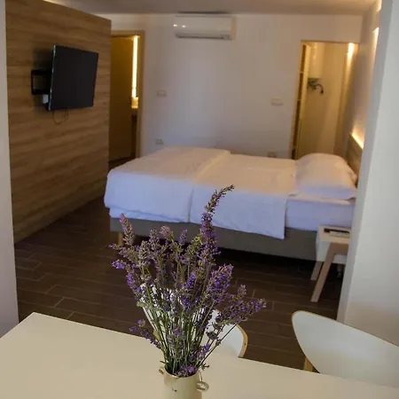Casa Maly Apartment *